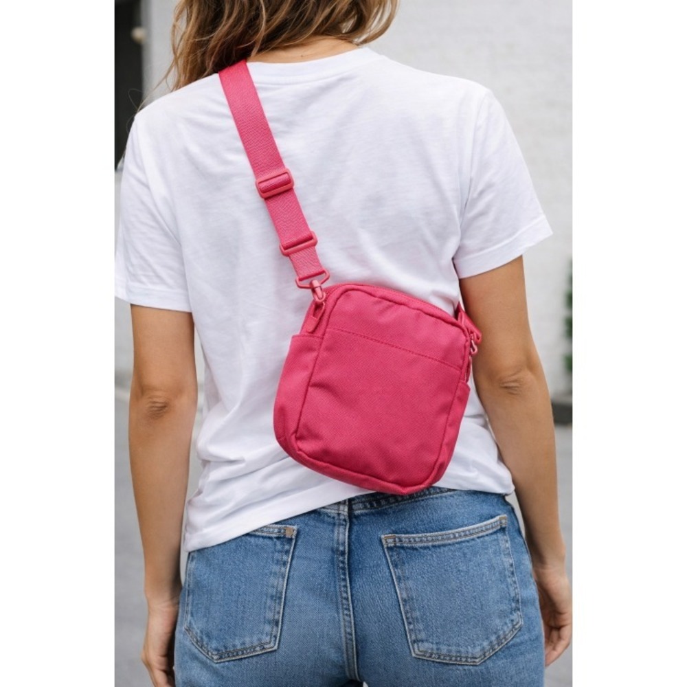 NWT Calpak Stevyn‎ Mini Crossbody Bag Dragon Fruit Pink Adjustable Travel Preppy - Picture 3 of 9